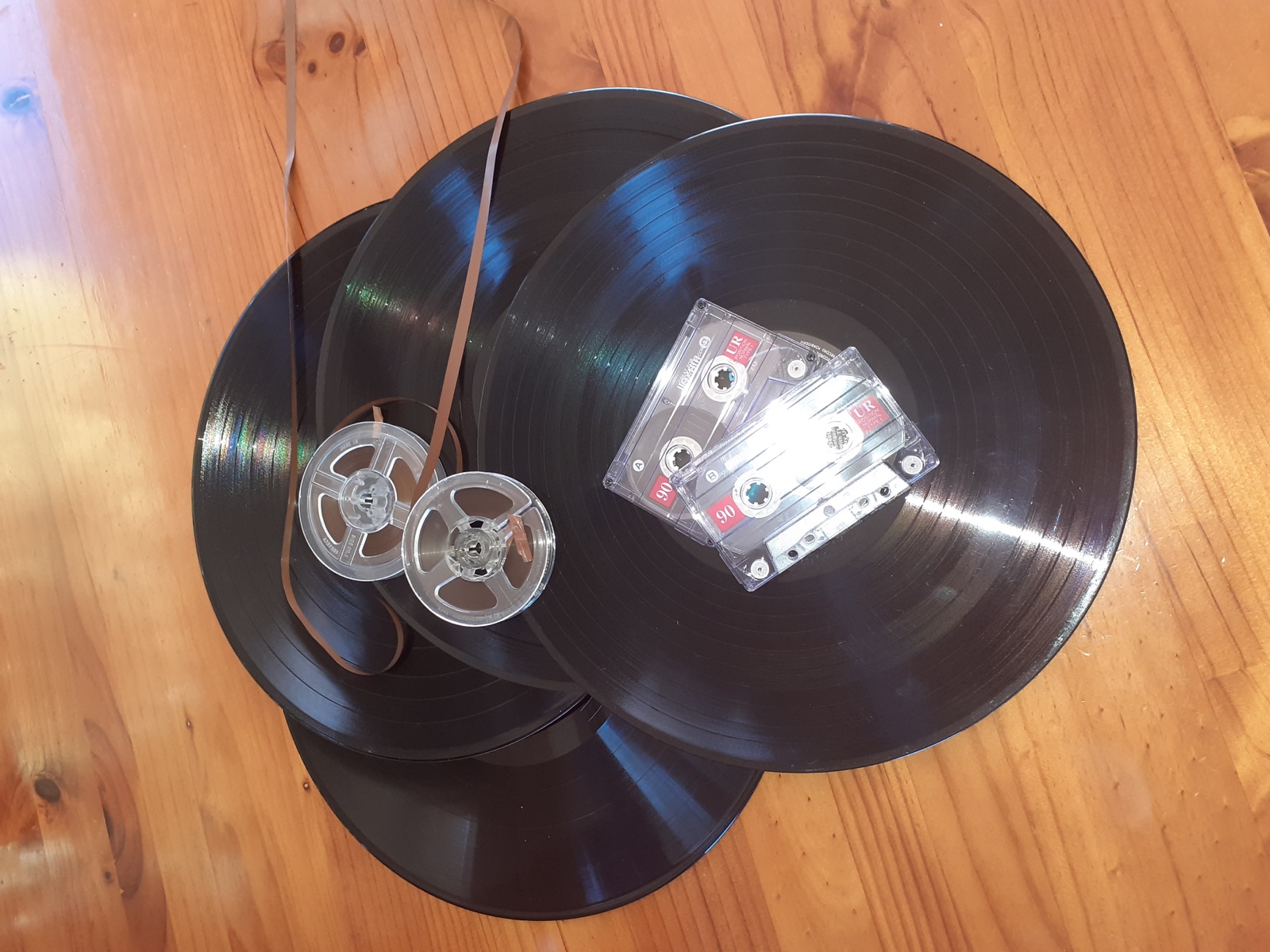Records, audio cassettes and reel-to-reel tapes